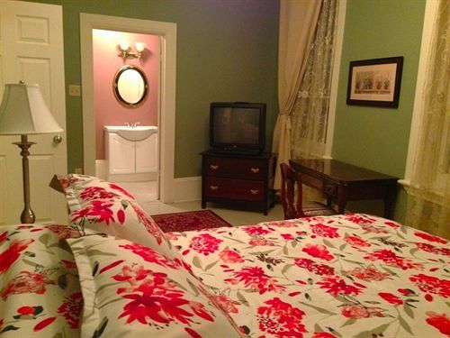 The Egan Inn Pembroke Esterno foto